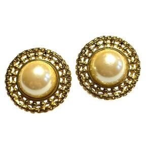 Pierced earrings Y2K chunky gold rounds faux pearl centers statement jewelry
